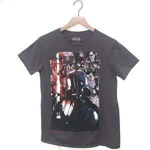 Star Wars floral shirt Darth Vader graphic tee medium gray